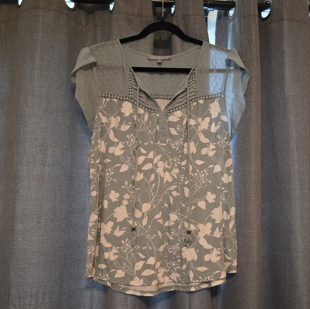 Daniel Rainn Blue Floral Blouse